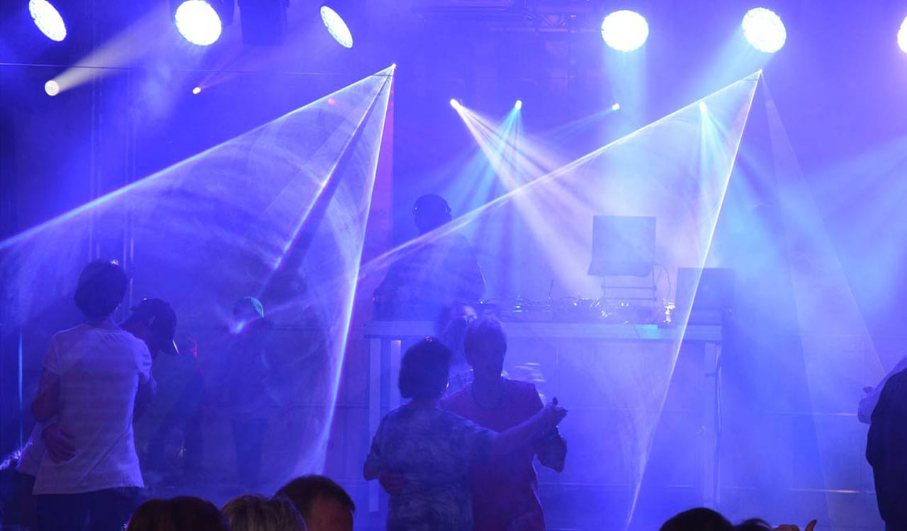 Hyderabad police busts high-end party, one tests positive for drugs in Jubilee Hills raid