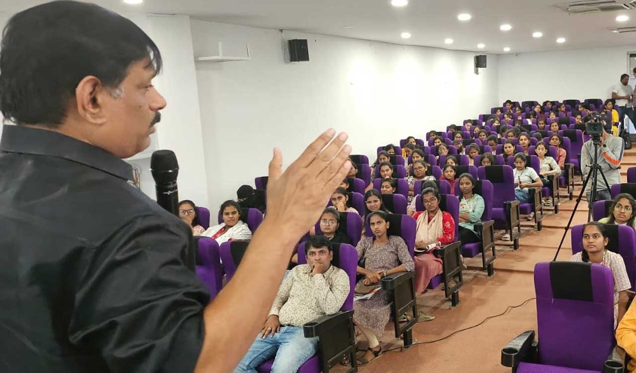 Seminar on how to crack UPSC in first attempt held by 21st Century IAS Academy at JBIET