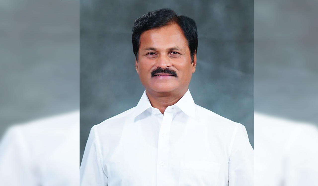 Teenmaar Mallanna crossing limits: Congress MLA