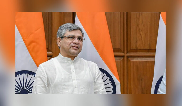 Railway projects of Rs 16,400 crore for Mumbai: Ashwini Vaishnaw