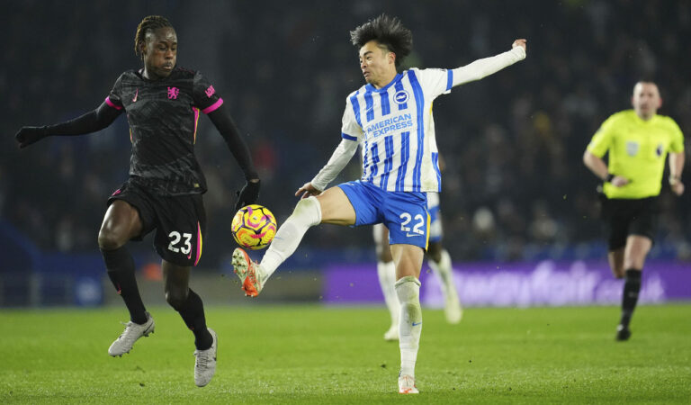 Brighton and Hove Albion’s Kaoru Mitoma (right) and Chelsea’s Trevoh Chalobah vie for the ball during the Premier League match at the American Express Stadium, in Brighton. Photo: AP