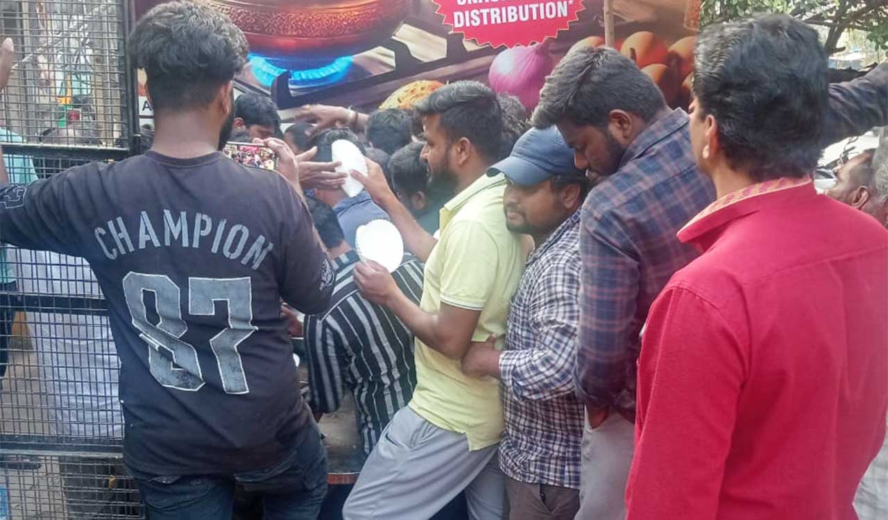 Free chicken, egg mela draws huge crowds in Hyderabad
