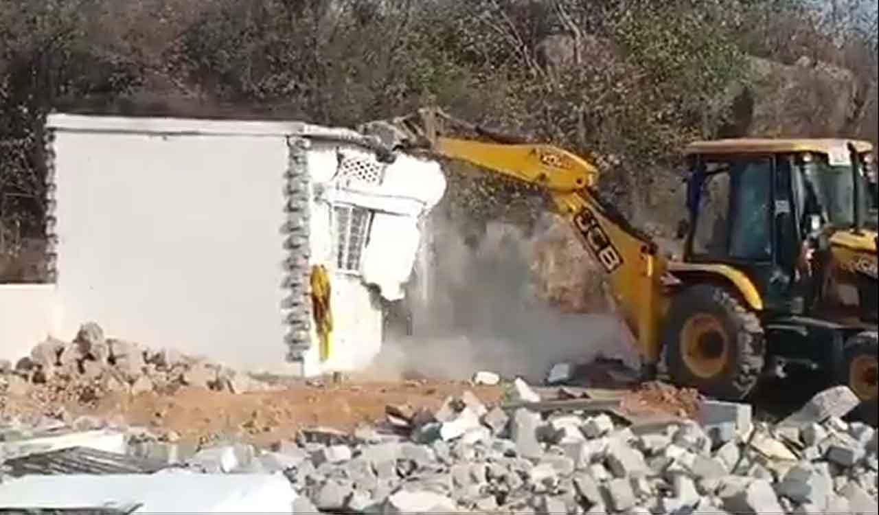 Watch: Tension prevails as authorities demolish illegal houses at Jawaharnagar near Hyderabad