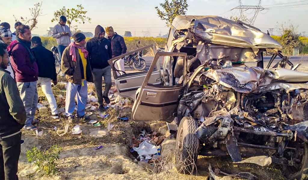 Tragic collision: 10 devotees en route to Maha Kumbh killed in Highway accident