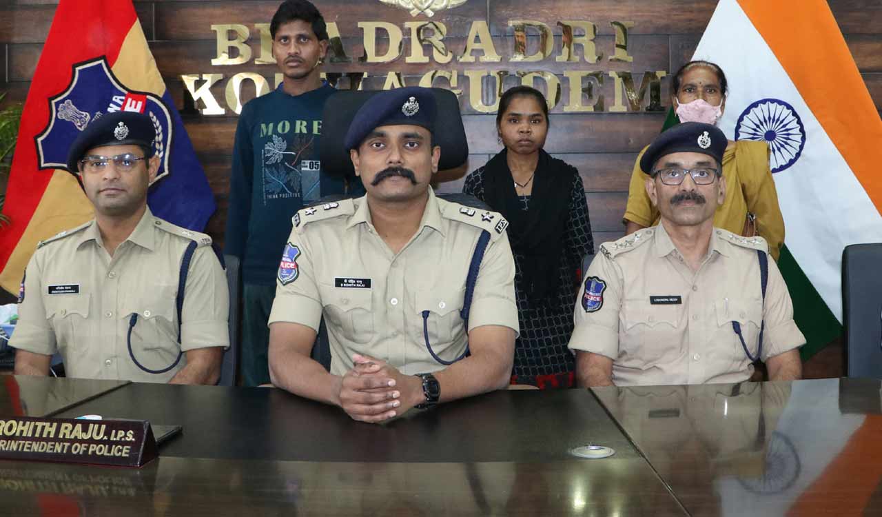 Two Maoists from Chhattisgarh surrender before Kothagudem police