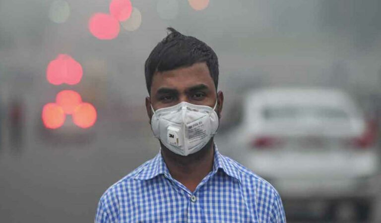 Everyone is breathing bad air. Here's how you can lower your risk