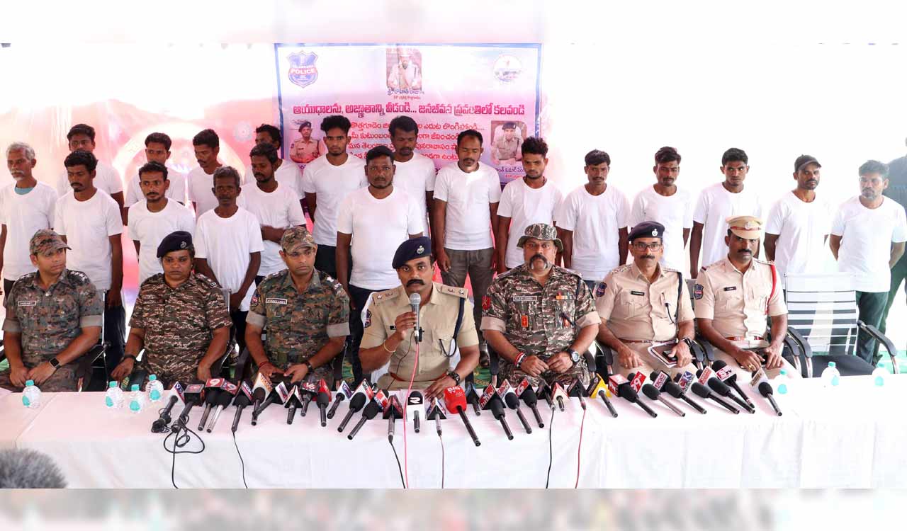 Nineteen Maoists surrender before police in Telangana’s Kothagudem