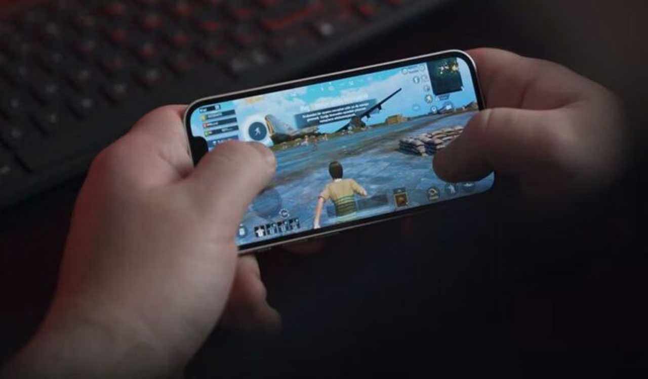 23-year-old loses money to online games, ends life in Hyderabad’s Madhapur