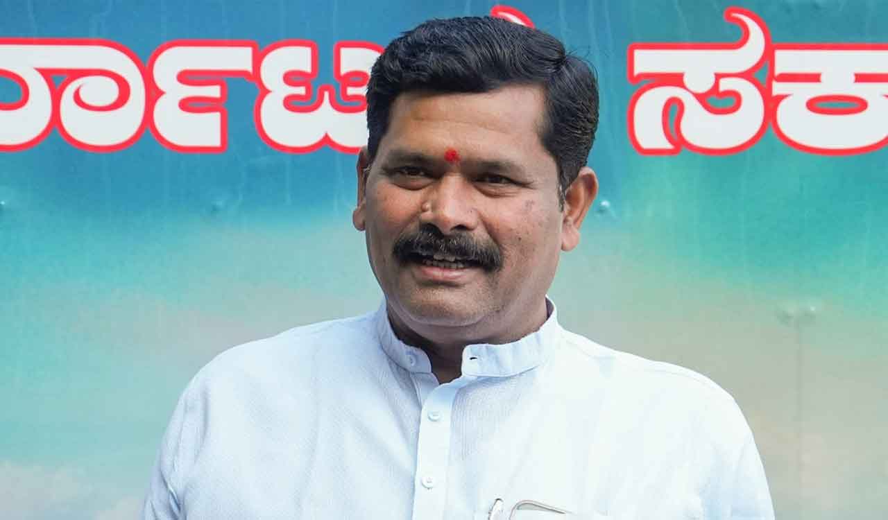 Karnataka Minister trolled for writing Kannada word incorrectly