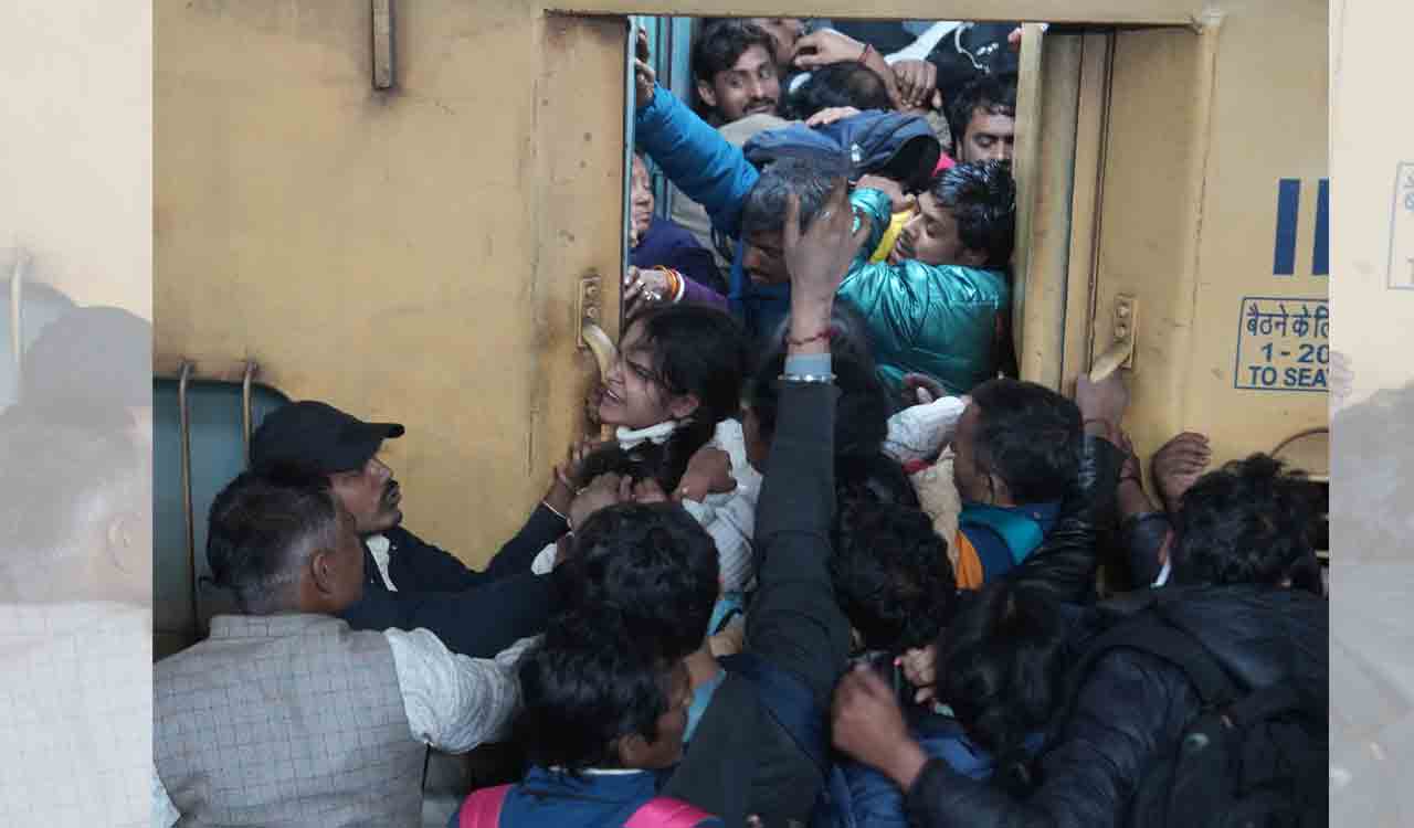 Situation under control, says Railway Minister Ashwini Vaishnaw after stampede at New Delhi railway station