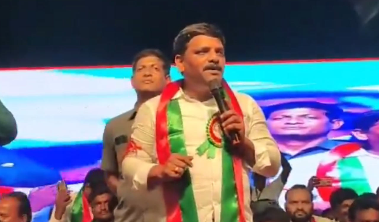 Telangana: Congress MLC issued show cause notice for his adverse remarks on Caste survey