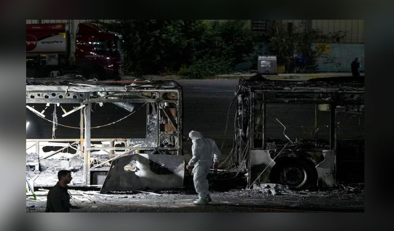 3 empty buses explode in suspected terror attack in Israel’s Tel Aviv area