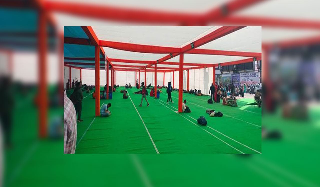 Maha Kumbh 2025: Holding areas set up in stations for crowd management during final week