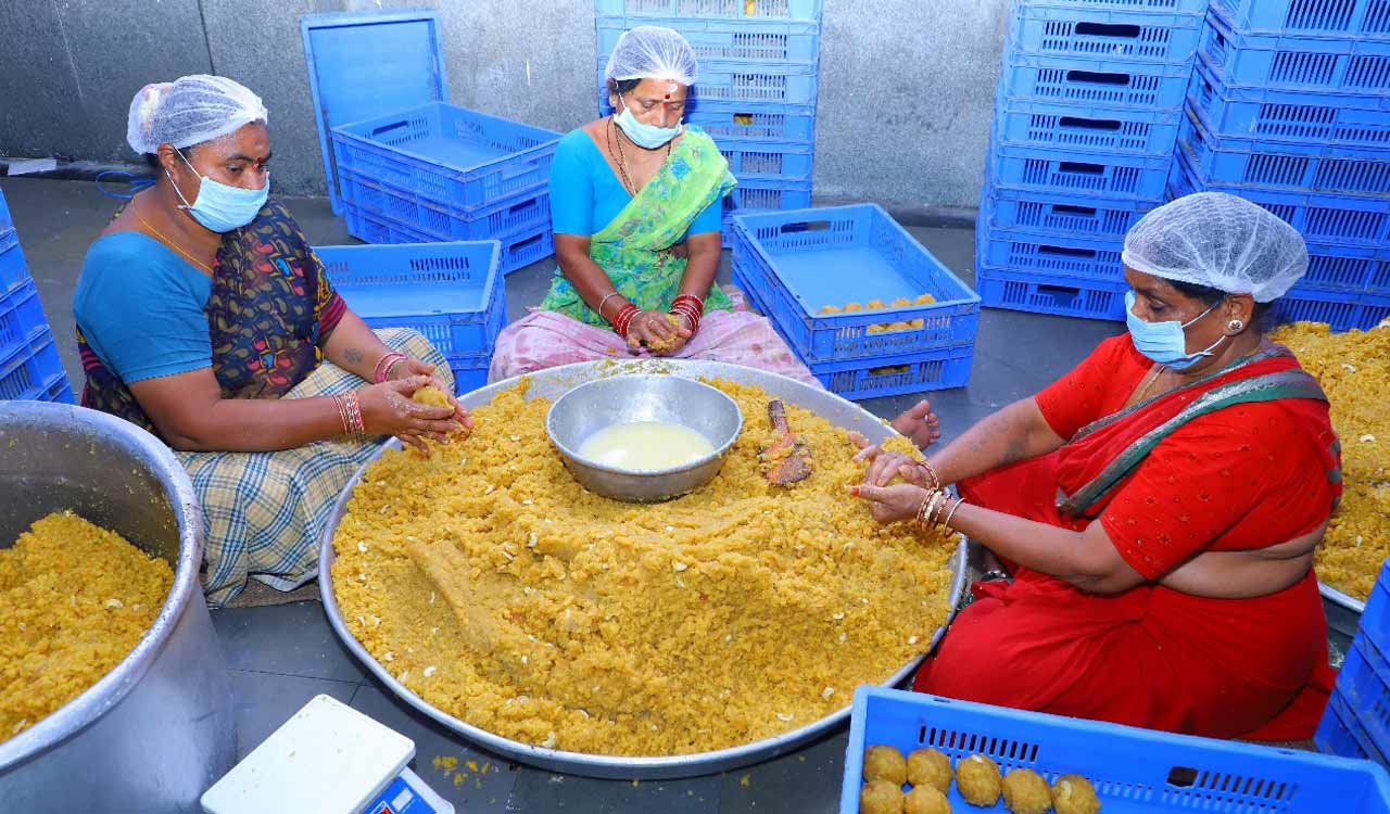 Telangana: 5 lakh laddus to go on sale for Maha Shivaratri jatara in Vemulawada