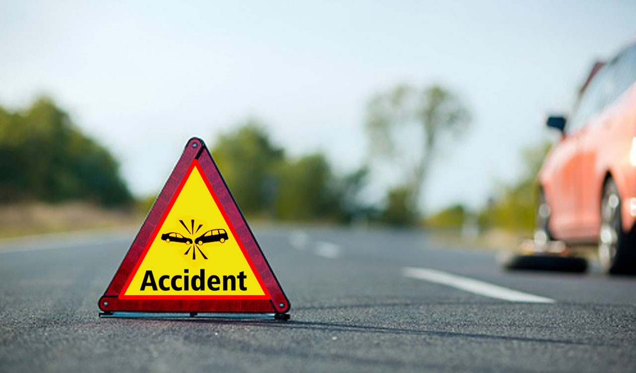 Mancherial: 49-year-old woman killed as lorry mows down car