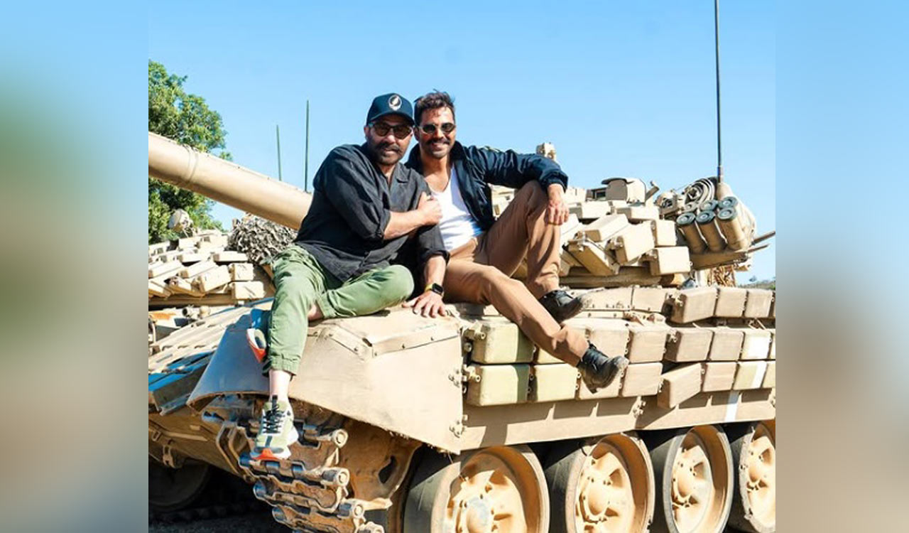 Sunny Deol, Varun Dhawan are battle ready atop a tank in BTS picture from Jhansi on sets of ‘Border 2’