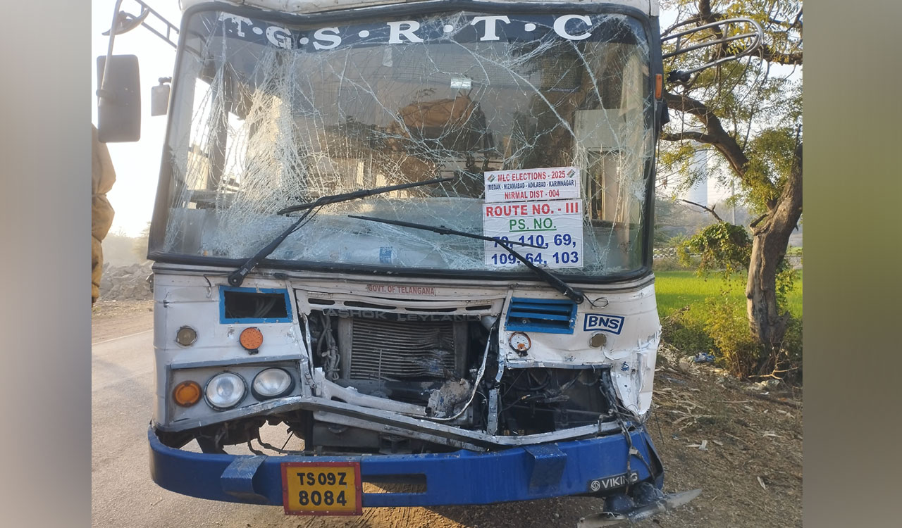 Telangana MLC Elections: Polling staff injured in road accident in Karimnagar