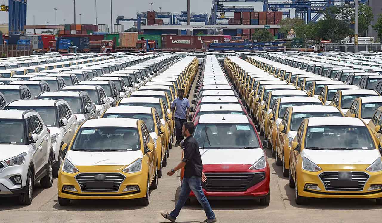 Sri Lanka lifts ban on vehicle imports with effect from February 1