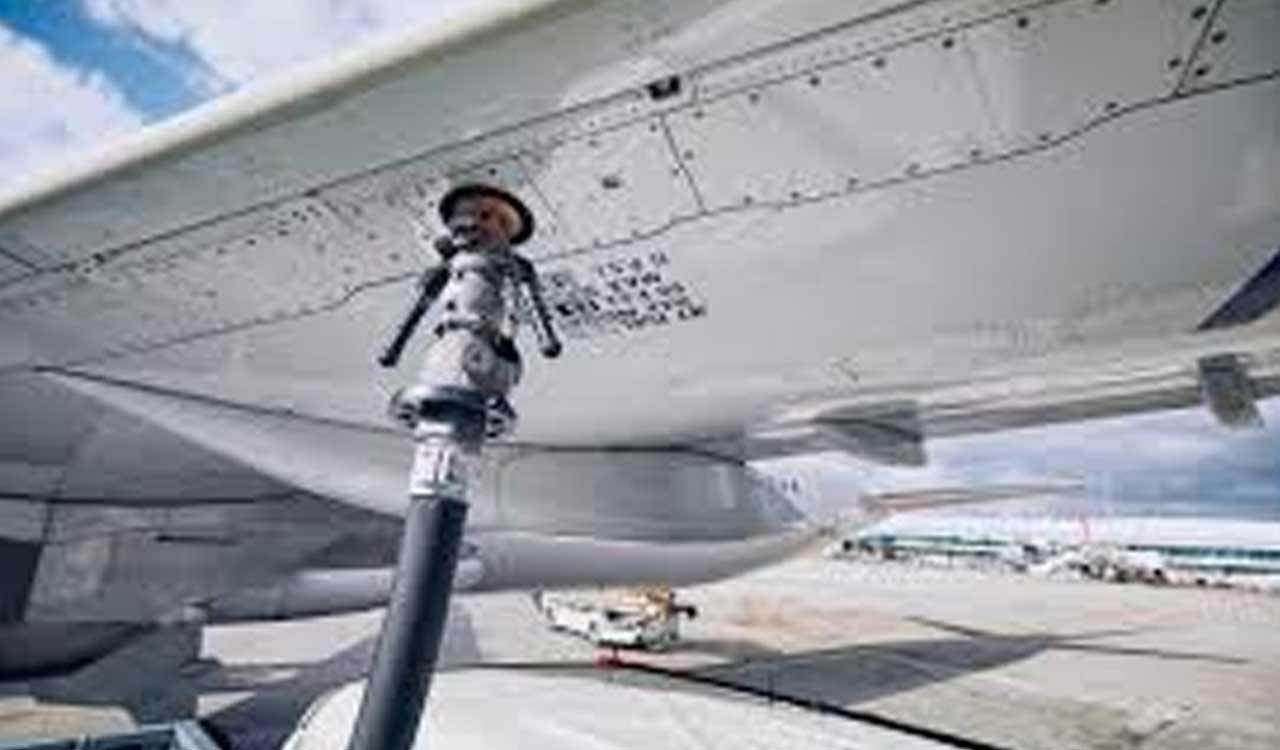 Jet fuel price hiked by 5.6 per cent, commercial LPG rate down Rs 7 per cylinder