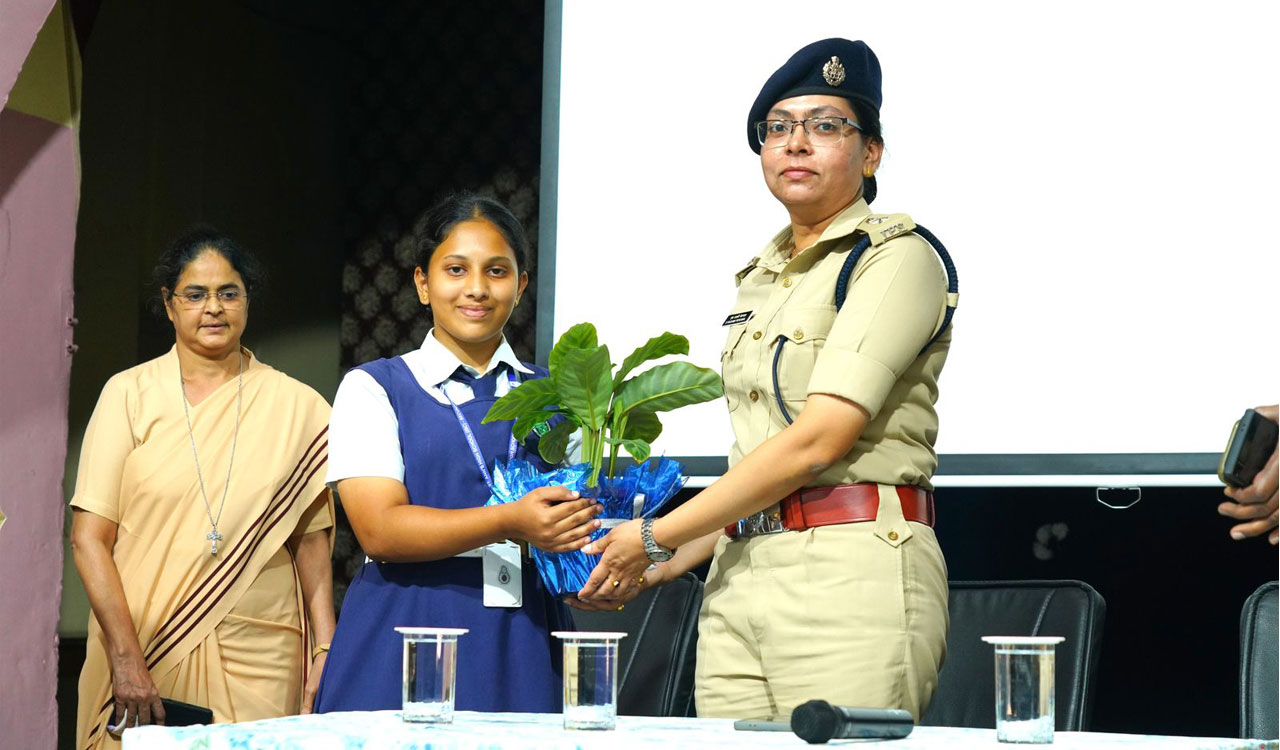DCP conducts student awareness and interaction programme at St. Ann’s High School in Hyderabad