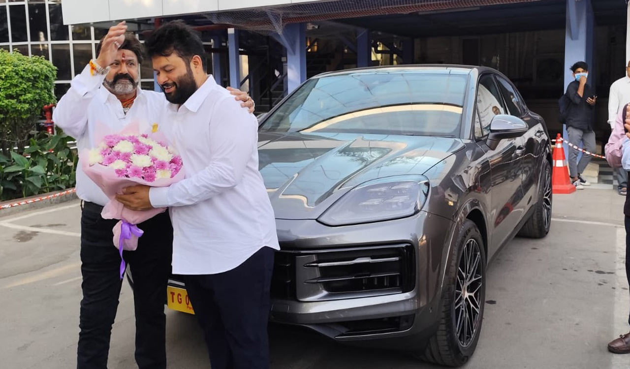 Actor Balakrishna gifts music director Thaman a brand new Porsche!