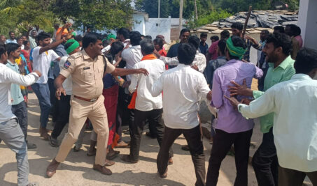 Vikarabad Collector holds meeting with Lagacherla farmers