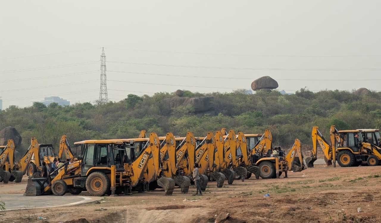 Hyderabad: Despite students’ protests, excavators continue to clear forested lands in Kancha Gachibowli