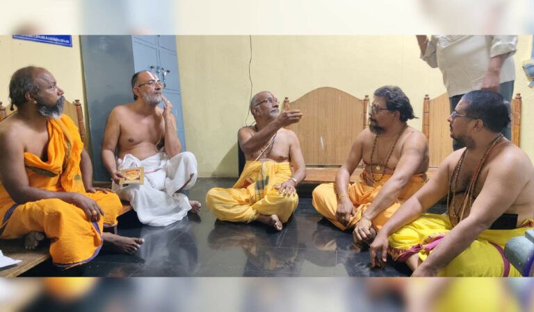Priests staged a protest at Bhadradri Temple at Bhadrachalam.