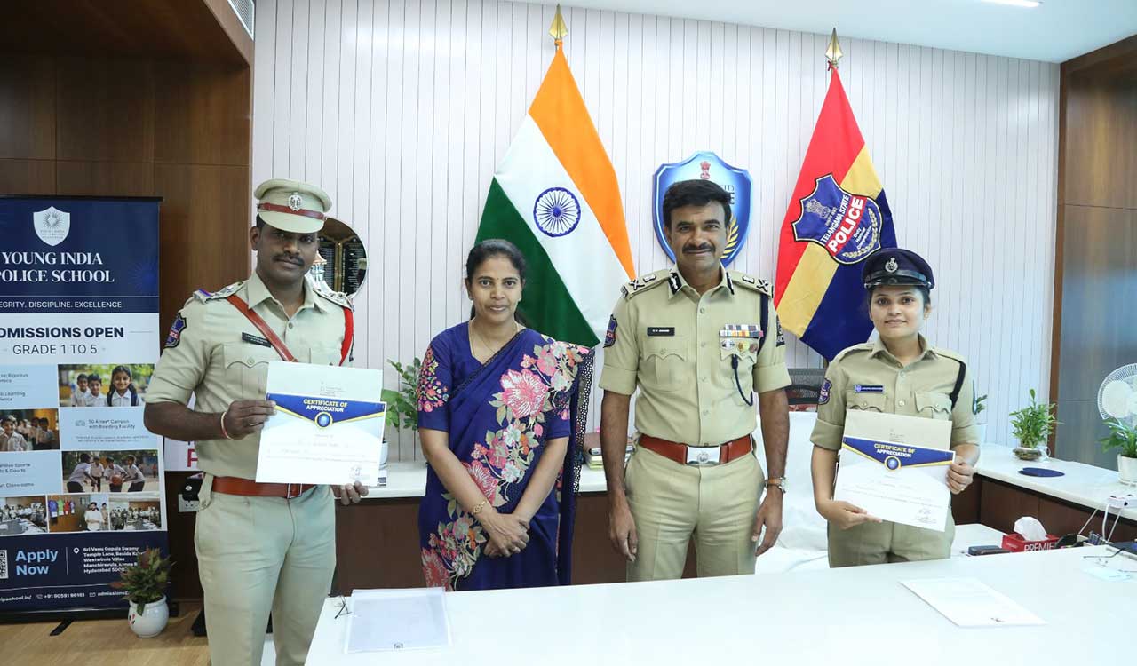 Two Hyderabad cops felicitated for safely repatriating human trafficking victims to Bangladesh