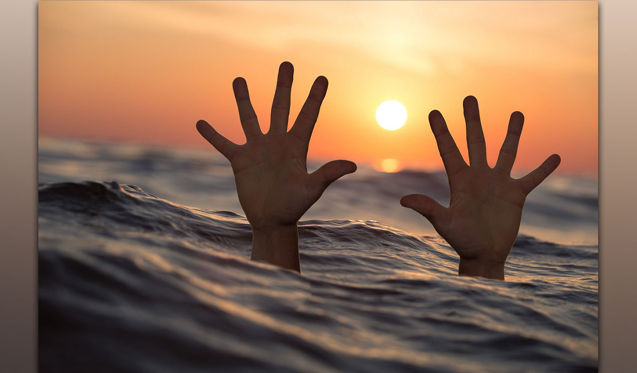 Telangana: Youngster drowns in Godavari while taking dip in Mancherial 