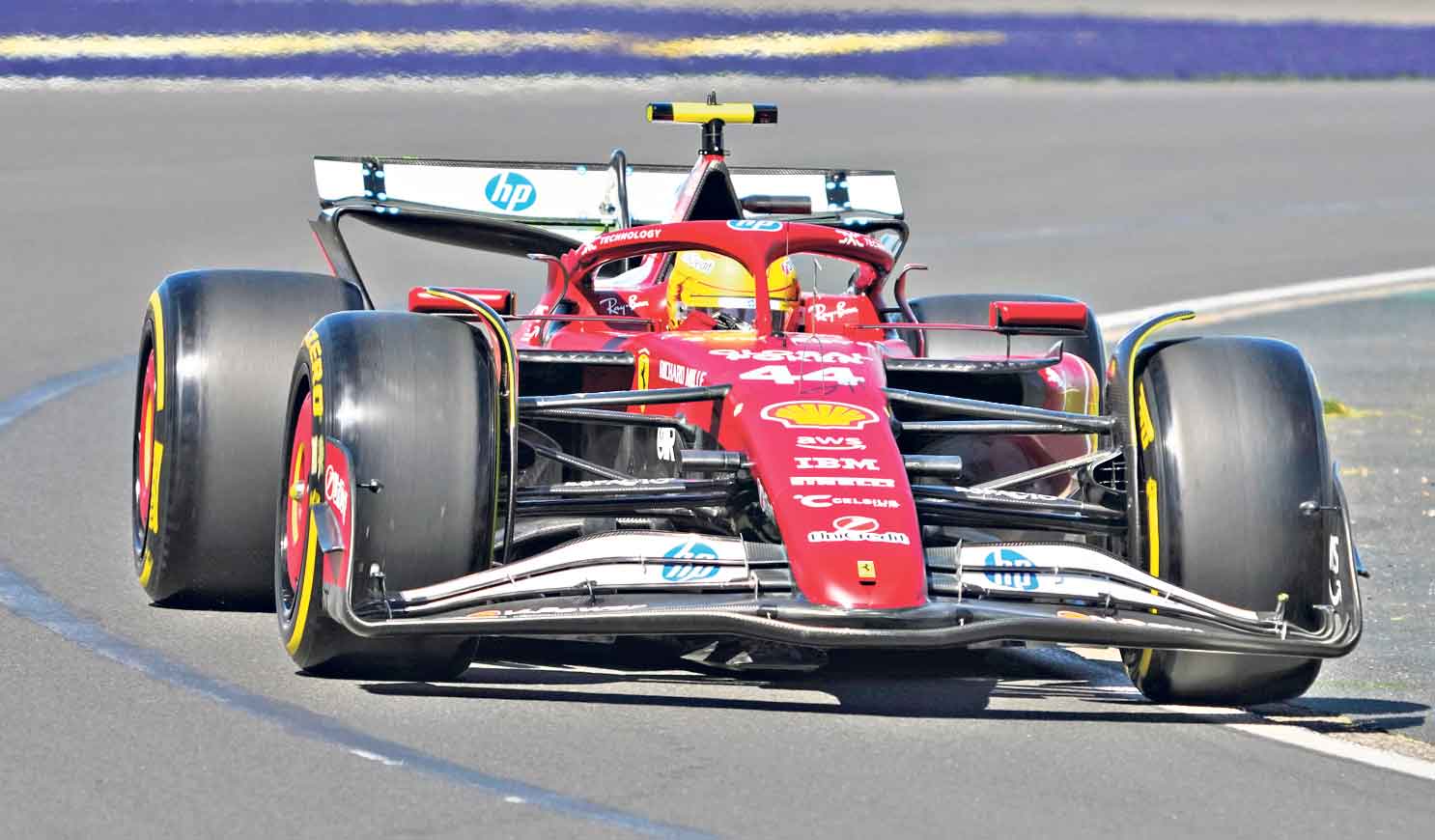 Hamilton ready to tame Ferrari at the Australian Grand Prix