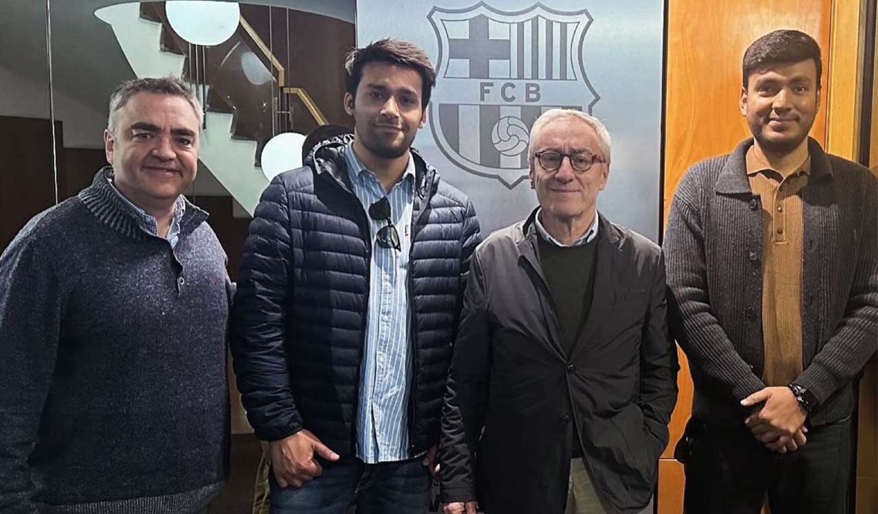 Football icons Figo, Puyol, Morientes, and Quaresma set to clash in India