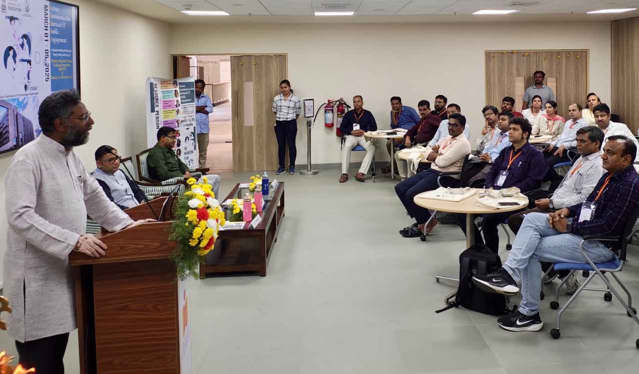 IIT-H to conduct workshop on science communication for STEM faculty from NITs