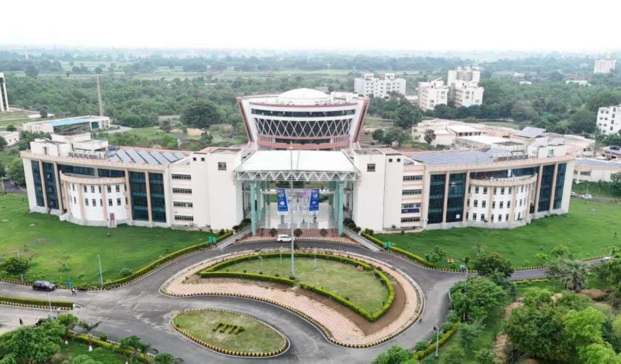 QS Rankings 2025: IITs, IIMs among 9 Indian institutions in top 50