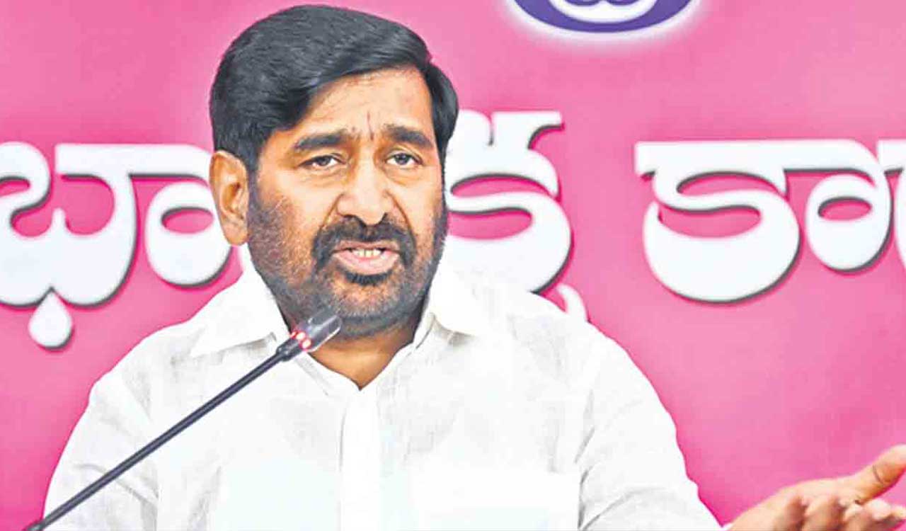 BRS MLAs defend Jagadish Reddy amidst Congress allegations