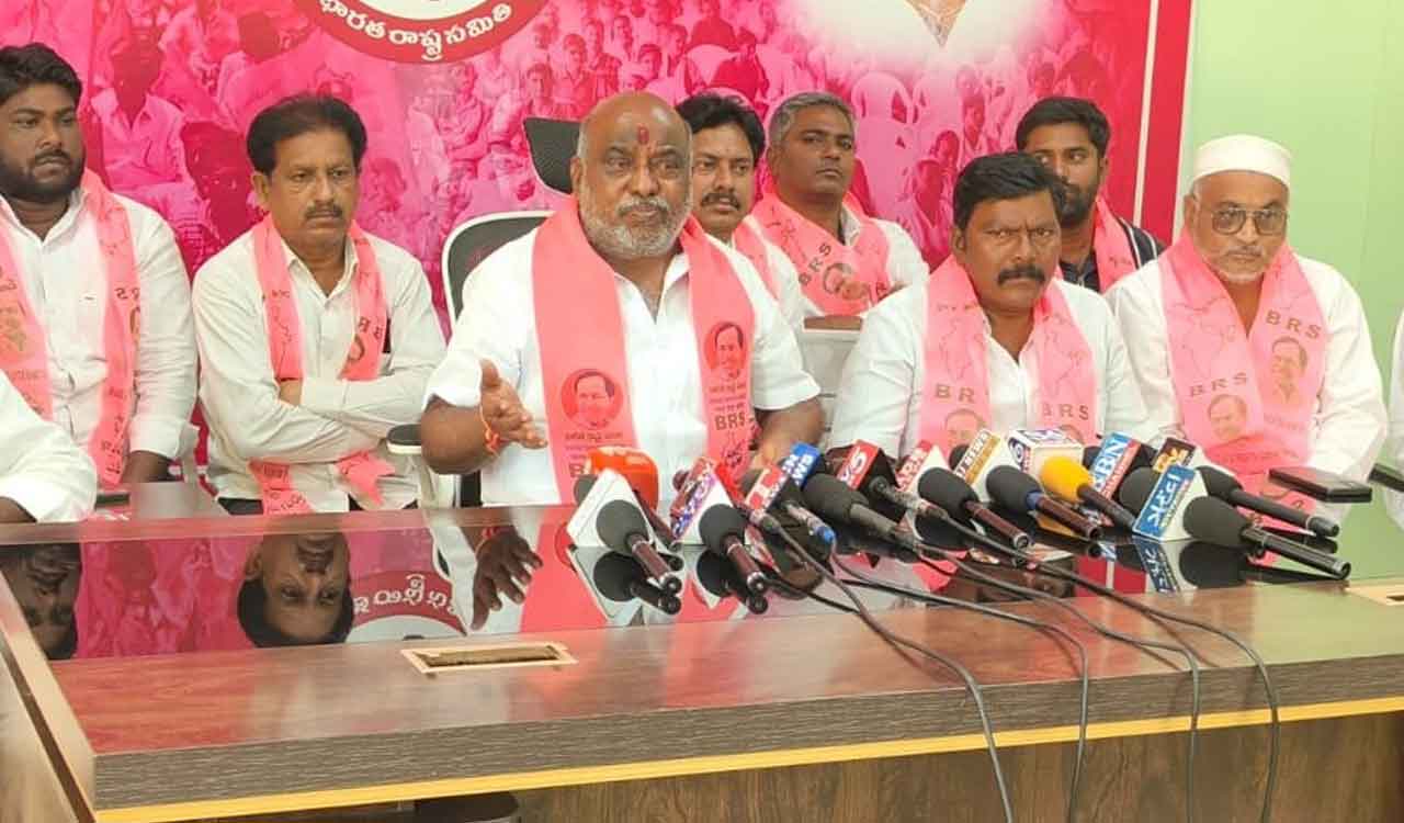 Jogu Ramanna flays Congress govt for not allocating sufficient funds to Adilabad in State Budget
