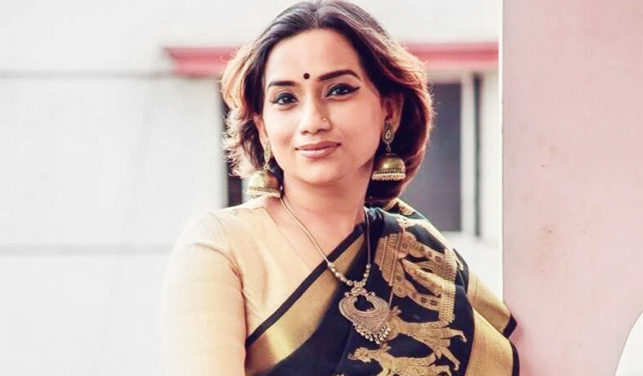 Tollywood singer consumes sleeping pills in suicide bid