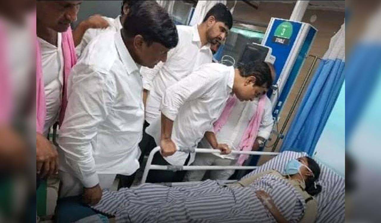 KTR visits woman cop injured in BRS bike rally in Telangana’s Karimnagar