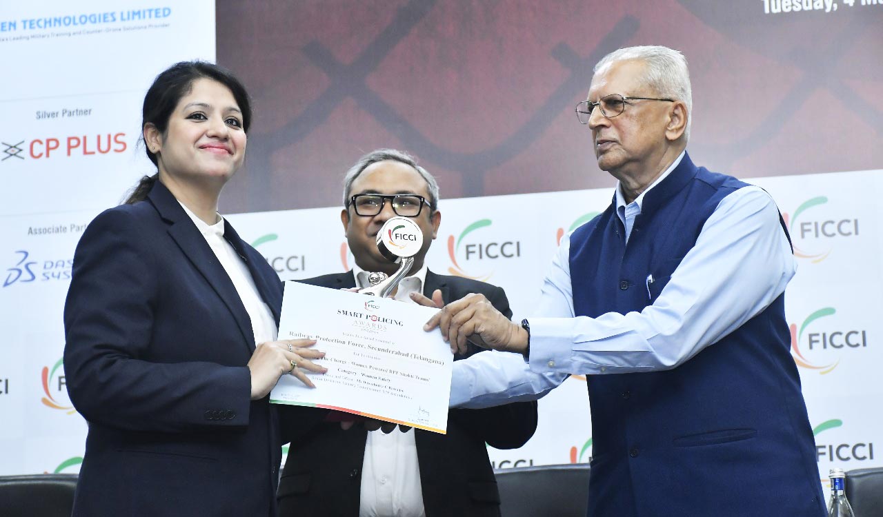 RPF Shakti Teams of Secunderabad Division honoured with FICCI Smart Policing Award