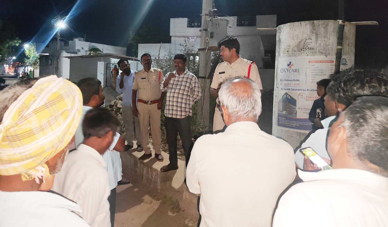 Telangana: Leopard on prowl in Siddipet, farmers put on alert