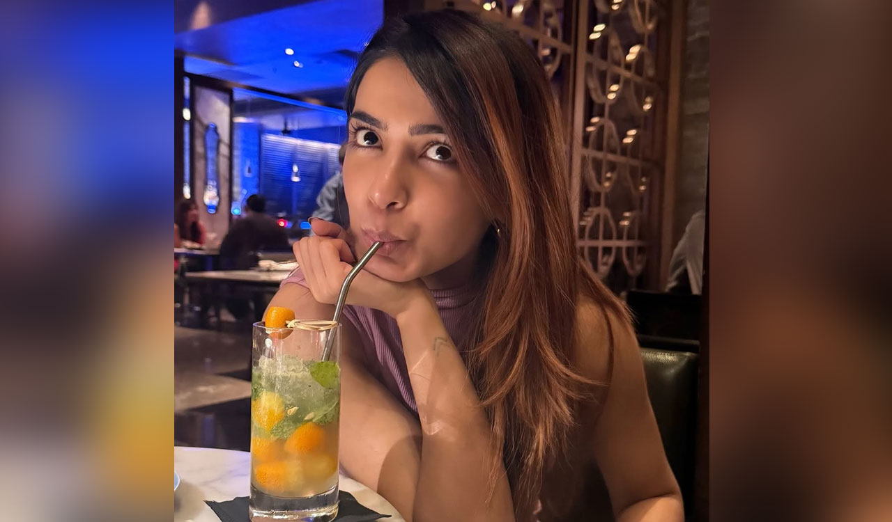 Samantha shares a glimpse of her ‘rare night out’