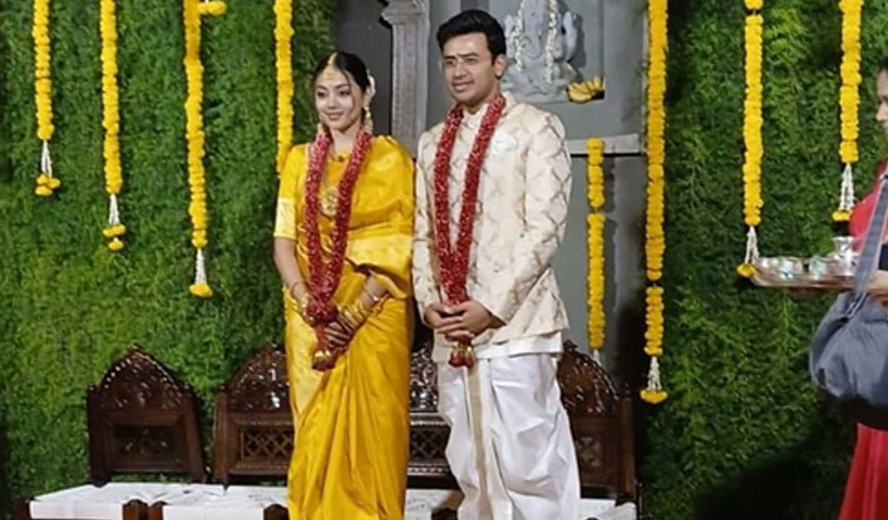 BJP MP Tejasvi Surya ties knot with Sivasri Skandaprasad