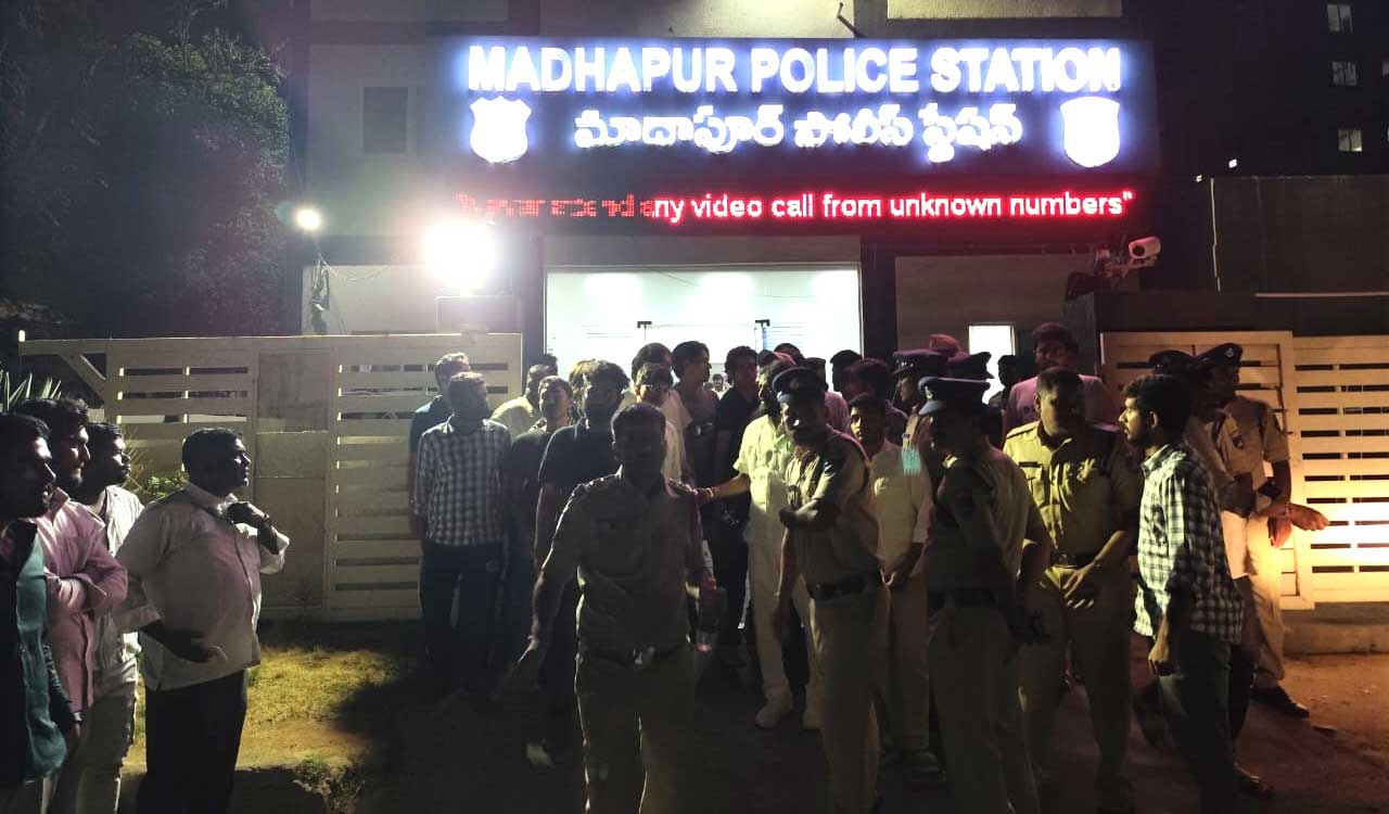 Kancha Gachibowli row: University of Hyderabad students released from police detention