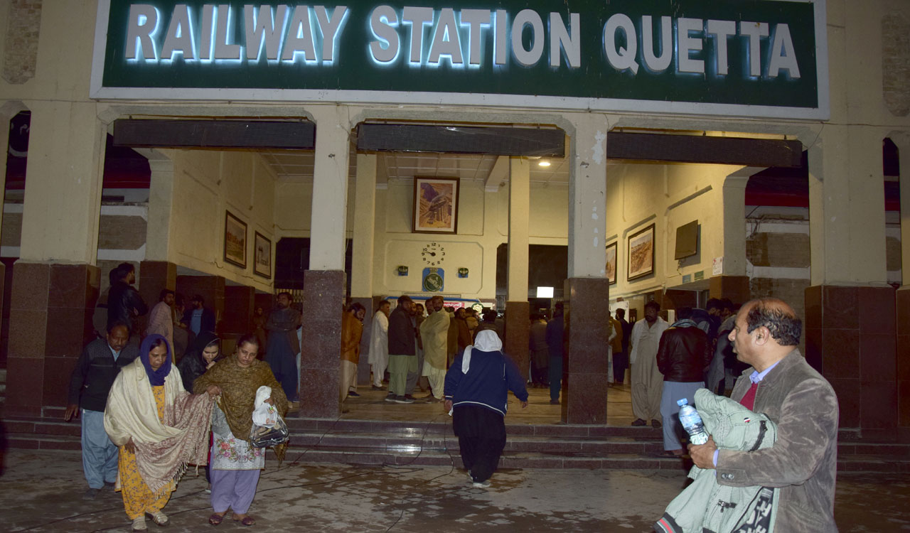 Pakistan train attack: 16 terrorists killed, 104 passengers rescued