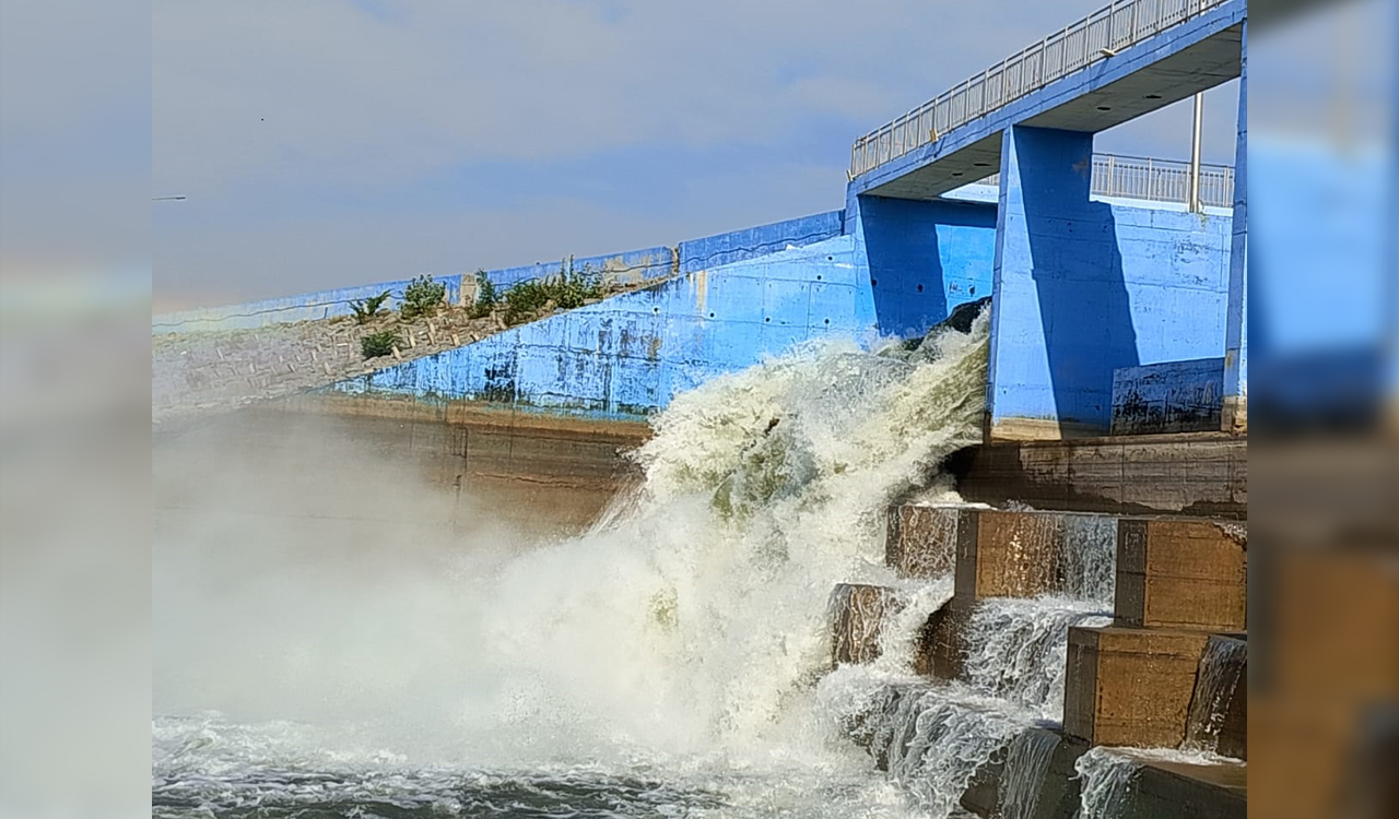 Telangana: Pumping of water into Ranganayaka Sagar begins after Harish Rao’s letter to Uttam