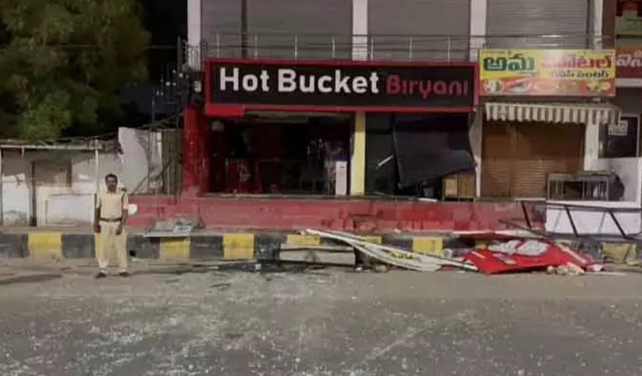 Telangana: Panic after mysterious blast in Biryani hotel in Nalgonda