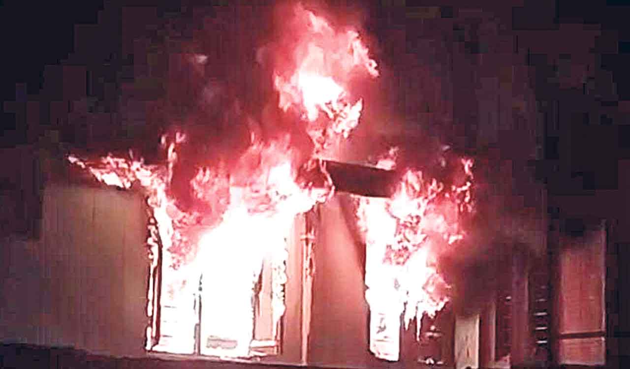 Fire breaks out at area hospital in Telangana’s Jogipet