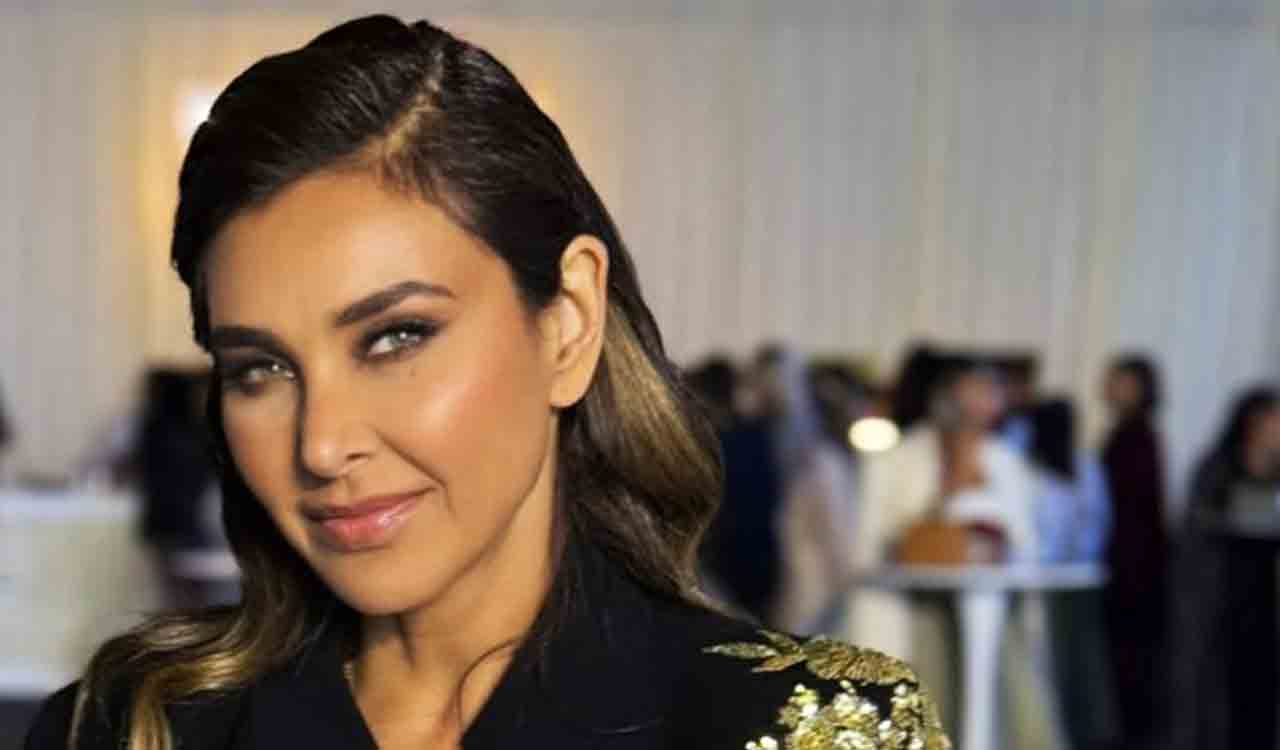 Lisa Ray talks about ‘unfilmy film’ ‘Kasoor’: Could wear a realistic wardrobe of black tailored clothes