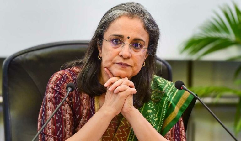 regulatory violations ex sebi chief madhabi puri buch moves hc over fir