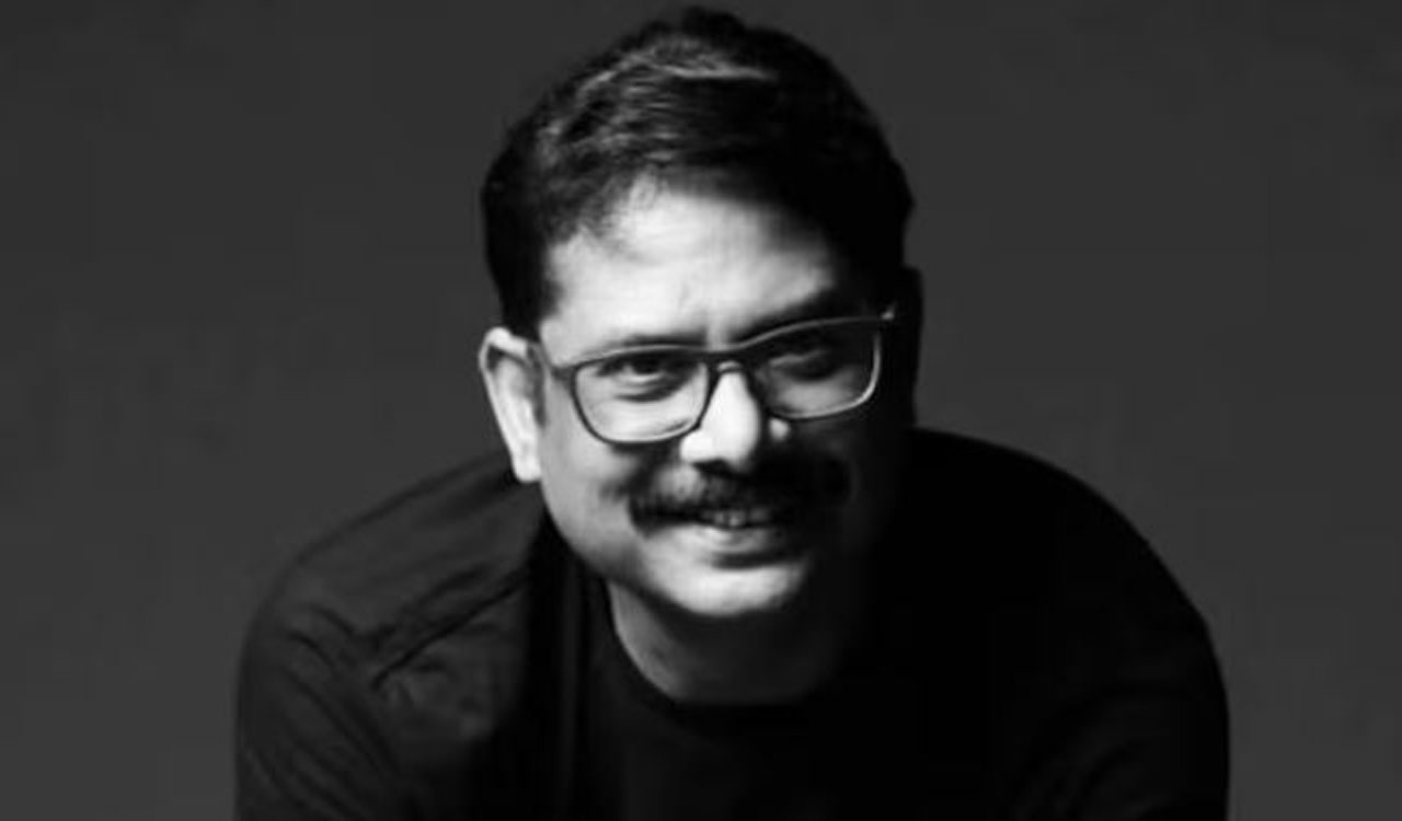 Veteran filmmaker Bharathiraja’s son Manoj Bharathiraja passes away at 48; Film industry mourns his loss